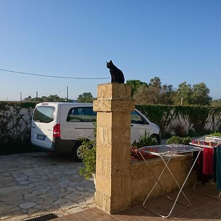 Stella Dei Campi Guest House Sternatia Екстериор снимка