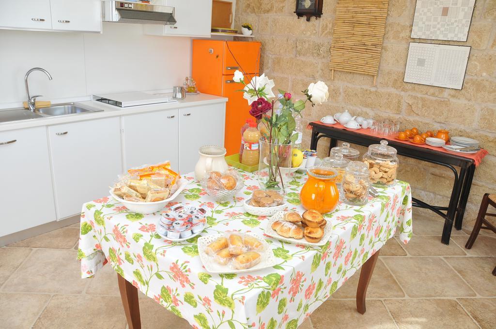 Stella Dei Campi Guest House Sternatia Екстериор снимка