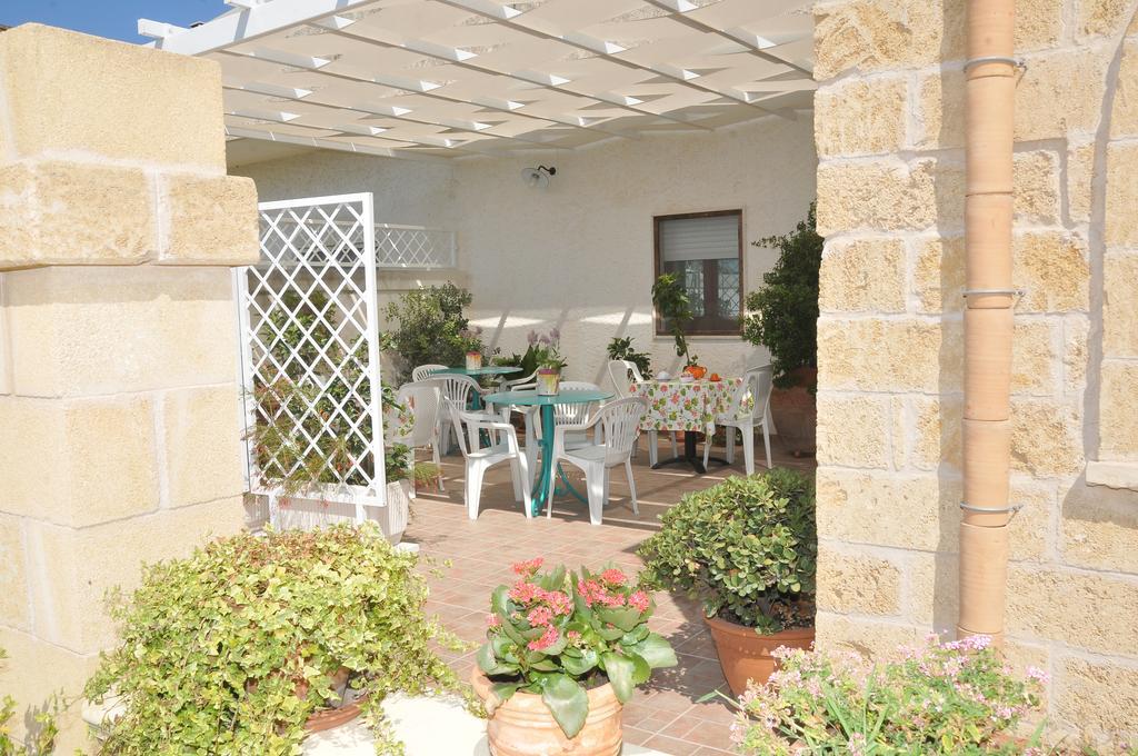 Stella Dei Campi Guest House Sternatia Екстериор снимка